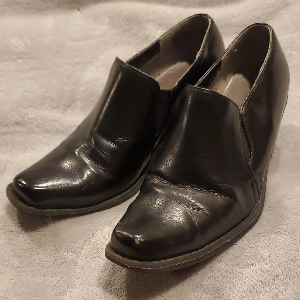 Elegant Black Womens Booties
